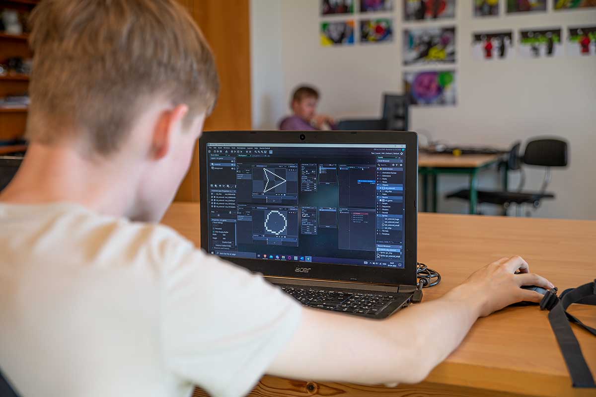 Game Design programmering på Husby Efterskole linjefaget Digital