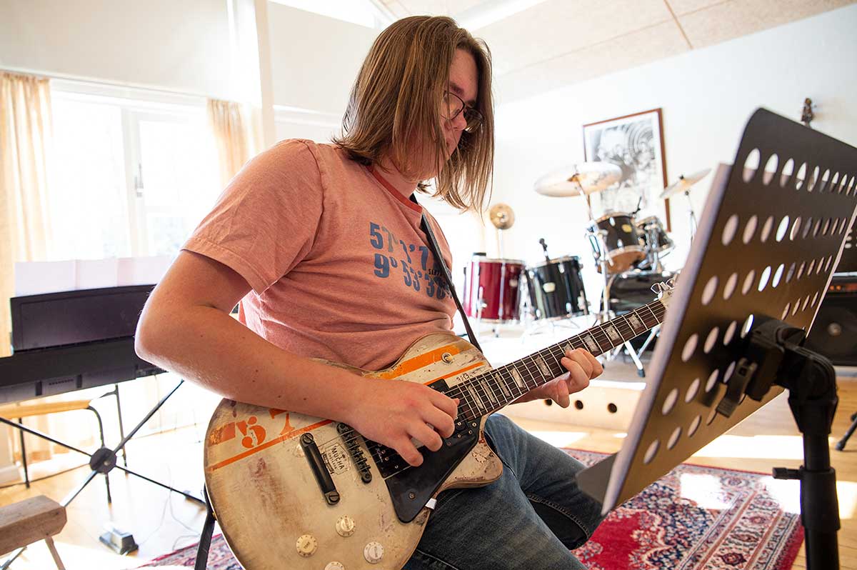 Undervisning i guitar på Efterskole